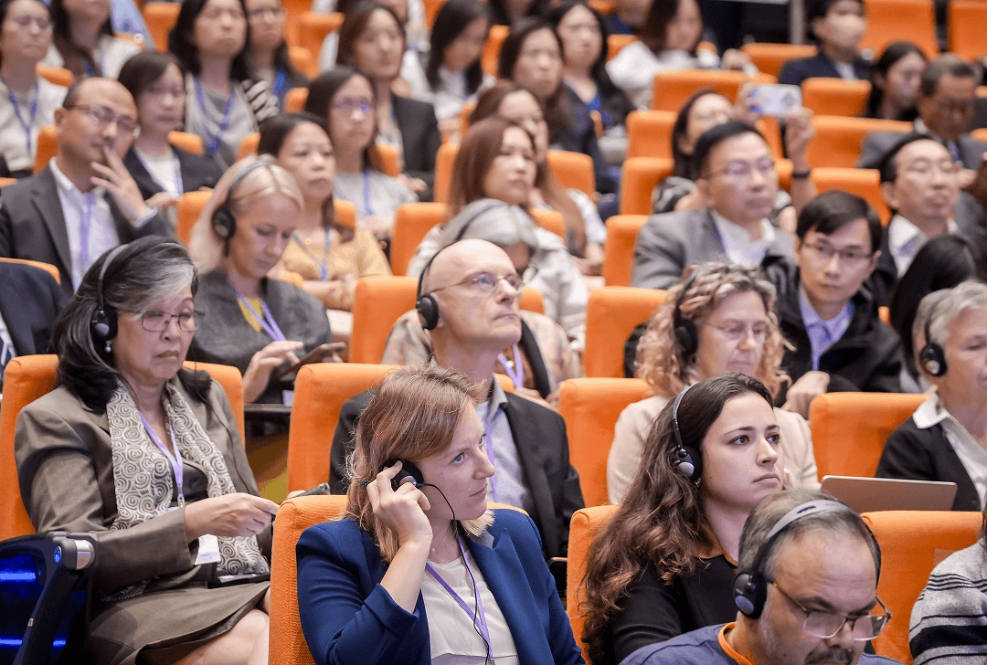 圖4_會議吸引了逾 20 個國家及地區、近 300 名業界人士參與，除了本地專家學者，亦包括中國內地、歐洲、北美、南美及澳洲等地的業界翹楚。 1_68552.png